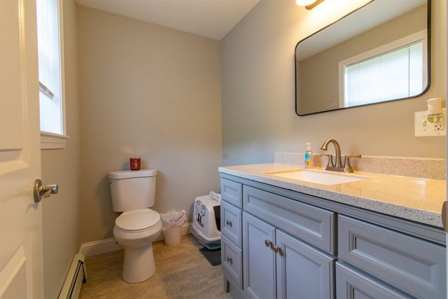 351 Ponemah Hill Road, Milford, NH 03055