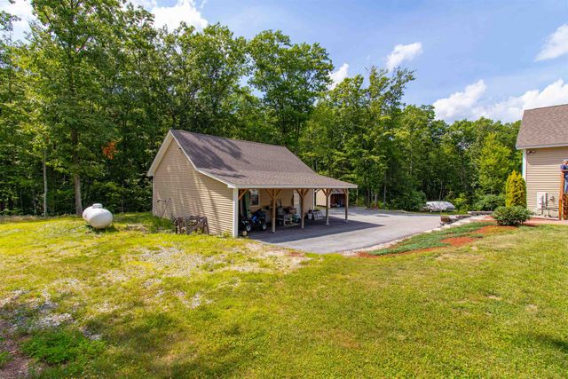 351 Ponemah Hill Road, Milford, NH 03055