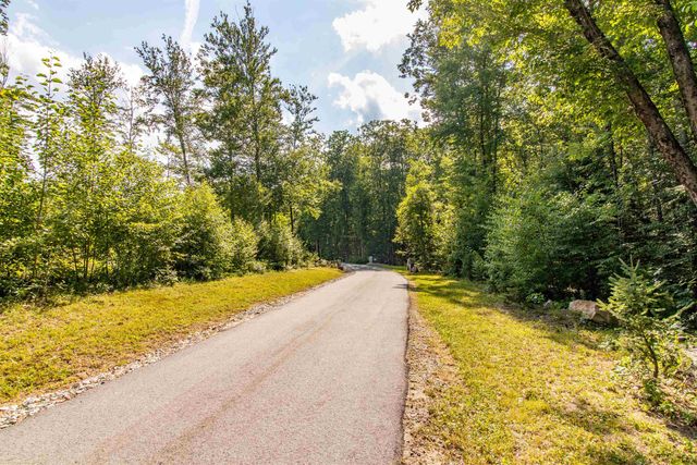 351 Ponemah Hill Road, Milford, NH 03055