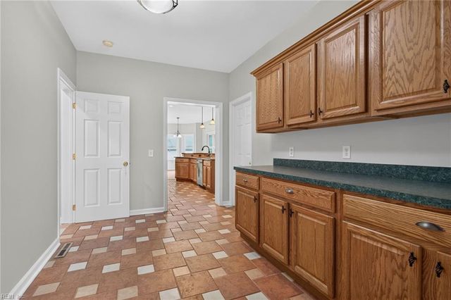 1577 Back Bay Landing RD, Virginia Beach, VA 23457