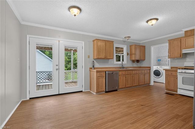 1577 Back Bay Landing RD, Virginia Beach, VA 23457