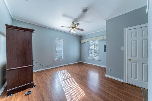 3224 S Adams Street, Fort Worth, TX 76110