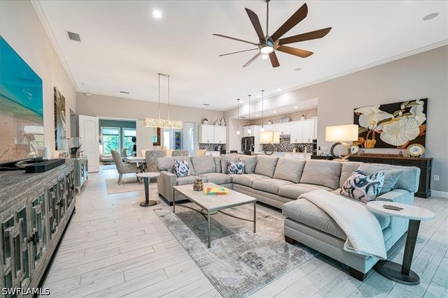 14620 Regatta LN, Naples, FL 34114