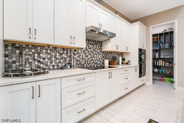 14620 Regatta LN, Naples, FL 34114