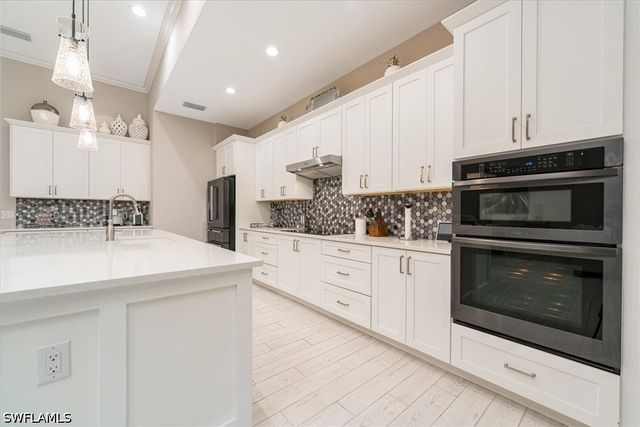 14620 Regatta LN, Naples, FL 34114