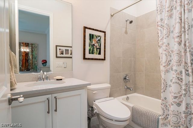 14620 Regatta LN, Naples, FL 34114