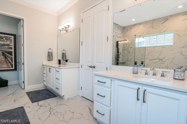 14620 Regatta LN, Naples, FL 34114