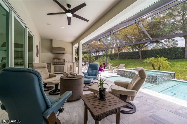 14620 Regatta LN, Naples, FL 34114