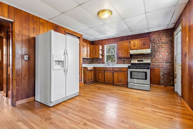 61 Ross St, Medford, MA 02155