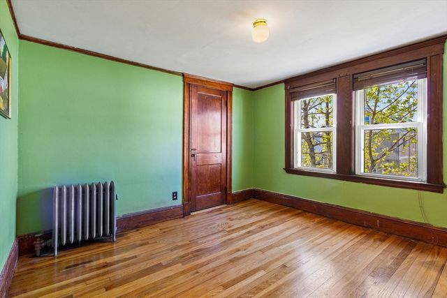 61 Ross St, Medford, MA 02155