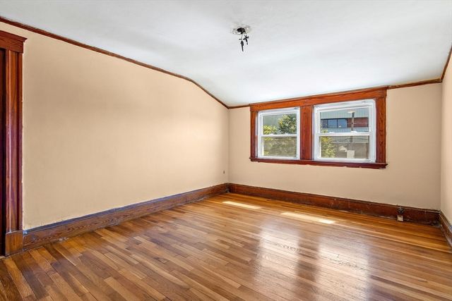 61 Ross St, Medford, MA 02155