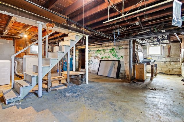 61 Ross St, Medford, MA 02155