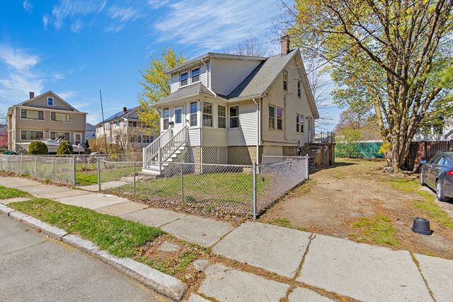 61 Ross St, Medford, MA 02155