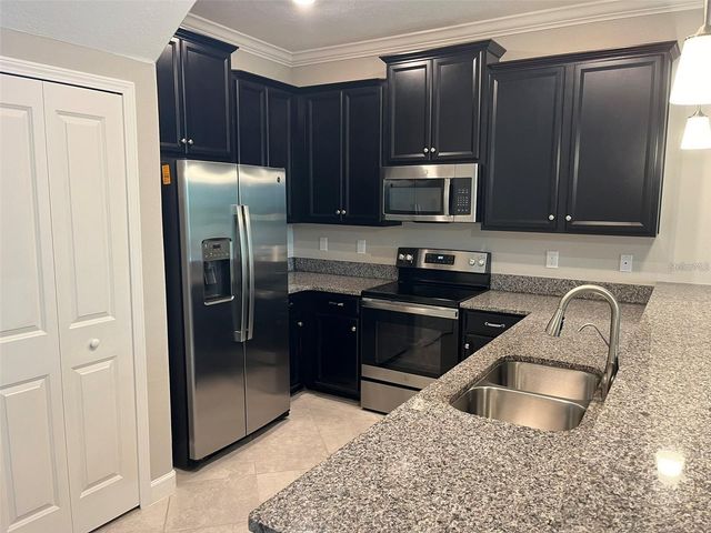 1712 ROSEVILLE STREET, Lutz, FL 33549