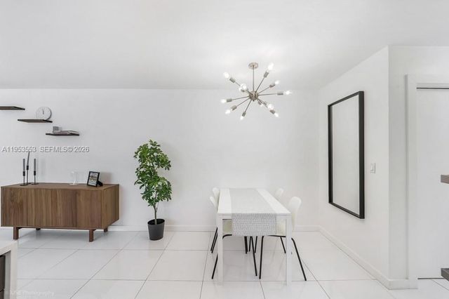 710 11th St 8, Miami Beach, FL 33139