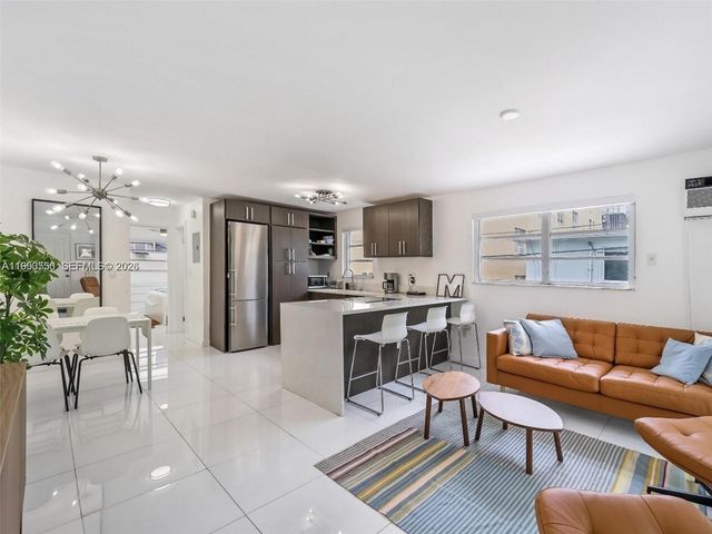 710 11th St 8, Miami Beach, FL 33139