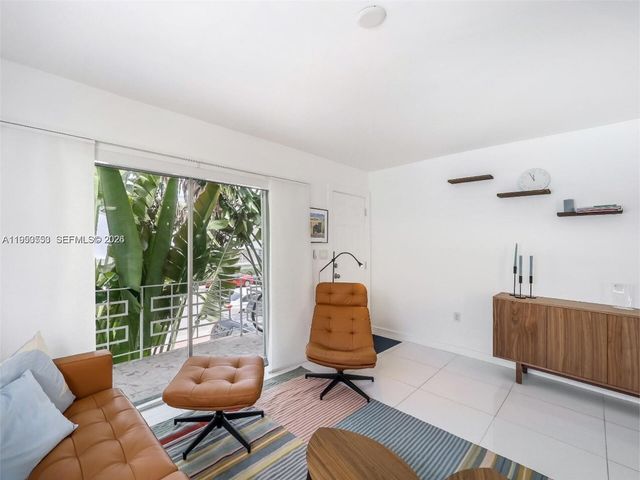 710 11th St 8, Miami Beach, FL 33139