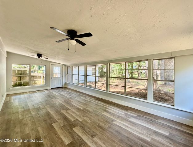 904 Kent Drive, Clinton, MS 39056