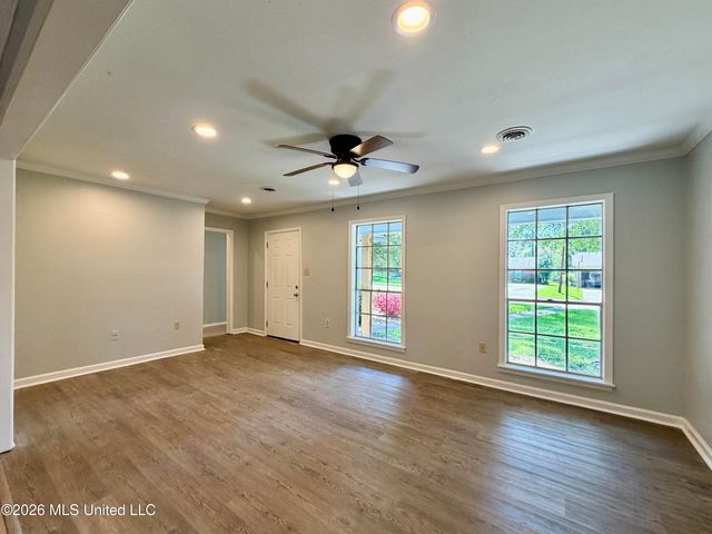 904 Kent Drive, Clinton, MS 39056