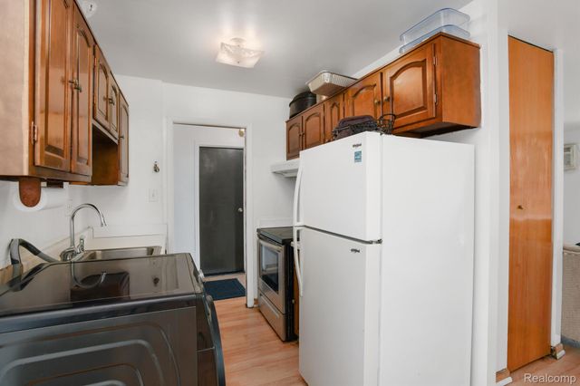 1941 Orleans Street 72, Detroit, MI 48207