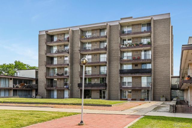 1941 Orleans Street 72, Detroit, MI 48207