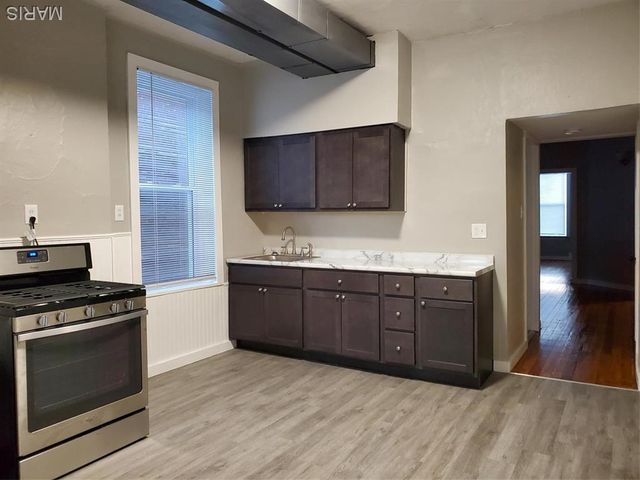 4652 Alaska Avenue, St Louis, MO 63111