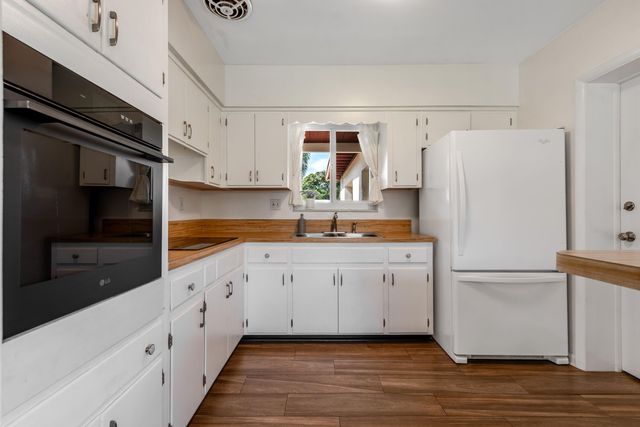 1777 NE 46th Street, Oakland Park, FL 33334