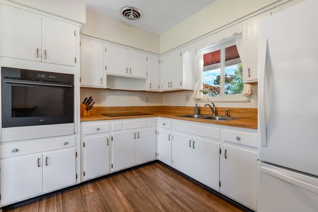 1777 NE 46th Street, Oakland Park, FL 33334