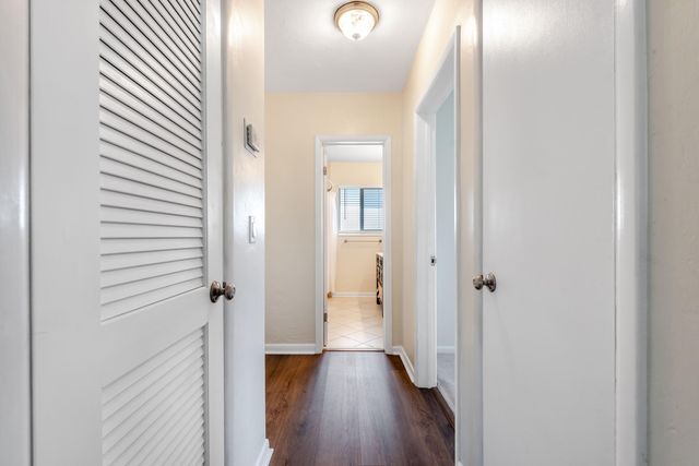 1777 NE 46th Street, Oakland Park, FL 33334