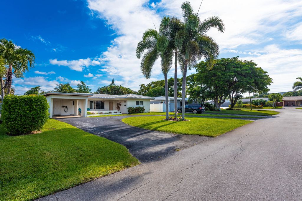 1777 NE 46th Street, Oakland Park, FL 33334