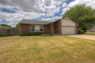 2613 E Queens Street, Broken Arrow, OK 74014