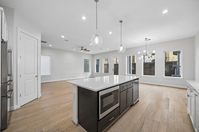 8705 Ojeman Oaks Lane, Houston, TX 77055