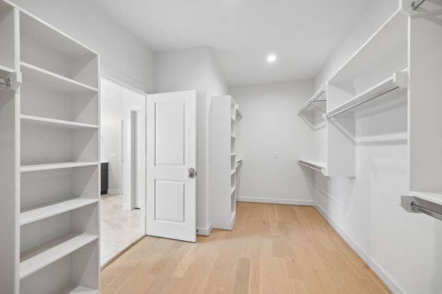 8705 Ojeman Oaks Lane, Houston, TX 77055