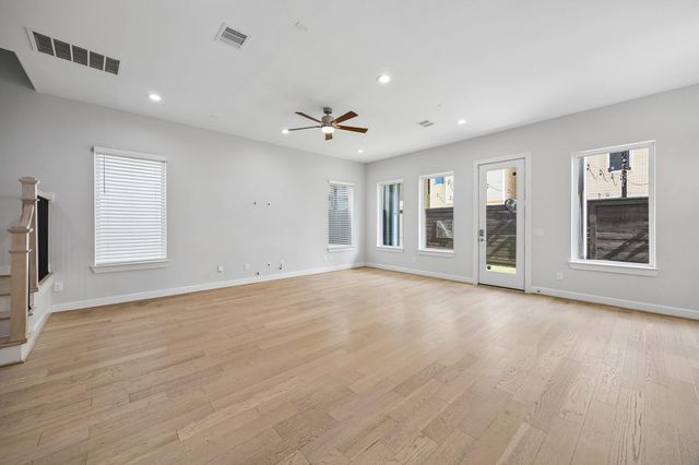 8705 Ojeman Oaks Lane, Houston, TX 77055