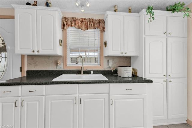 29180 Crawford AVE, Punta Gorda, FL 33982
