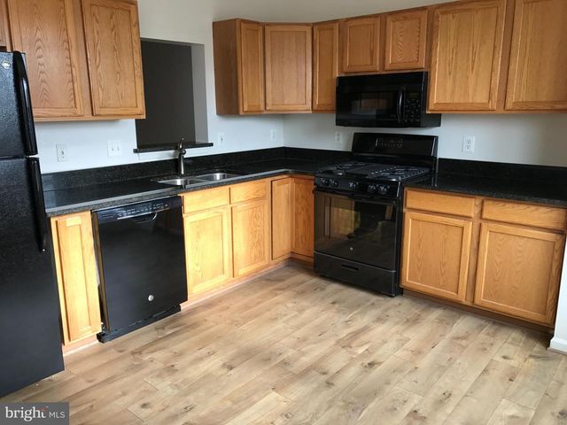 43786 GROVEMONT TER, Ashburn, VA 20147