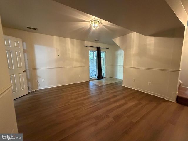 43786 GROVEMONT TER, Ashburn, VA 20147
