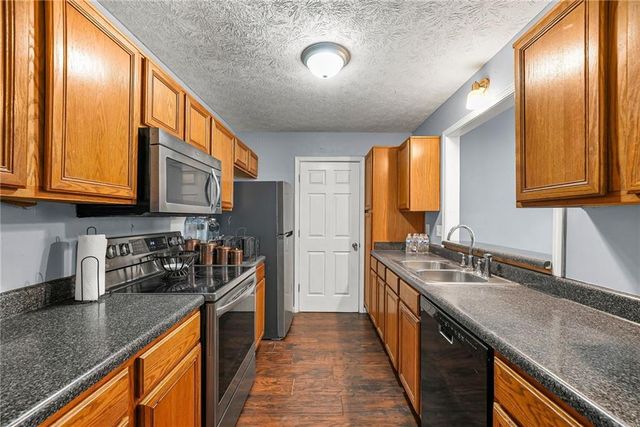 5958 Sherwood Trace, Stonecrest, GA 30038