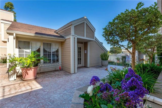 3845 Farquhar Avenue 309, Los Alamitos, CA 90720