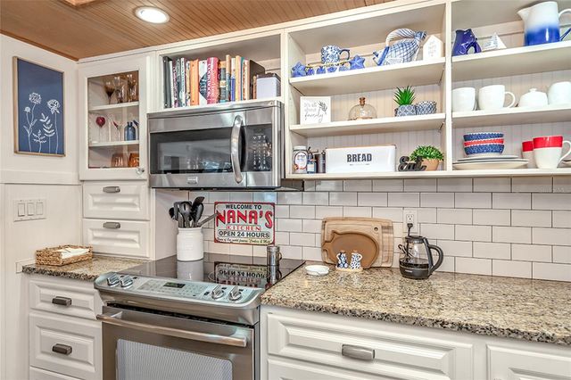 5220 BRITTANY DRIVE S 201, St Petersburg, FL 33715