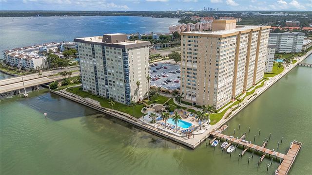 5220 BRITTANY DRIVE S 201, St Petersburg, FL 33715