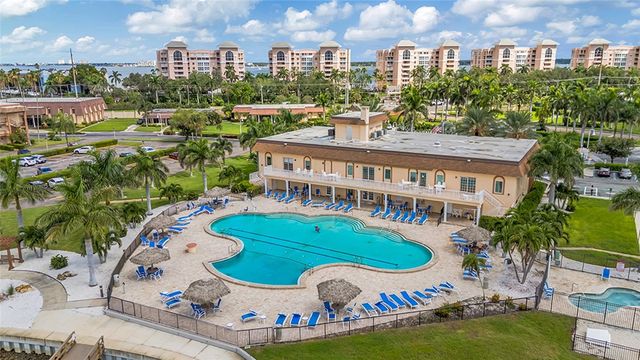 5220 BRITTANY DRIVE S 201, St Petersburg, FL 33715