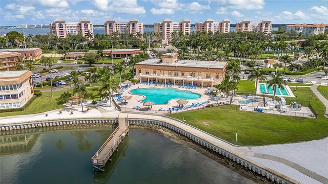 5220 BRITTANY DRIVE S 201, St Petersburg, FL 33715