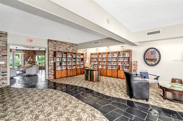 5220 BRITTANY DRIVE S 201, St Petersburg, FL 33715