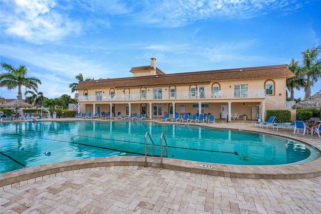 5220 BRITTANY DRIVE S 201, St Petersburg, FL 33715