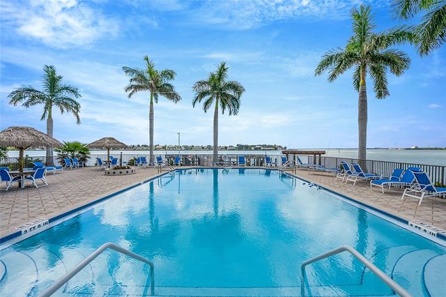 5220 BRITTANY DRIVE S 201, St Petersburg, FL 33715
