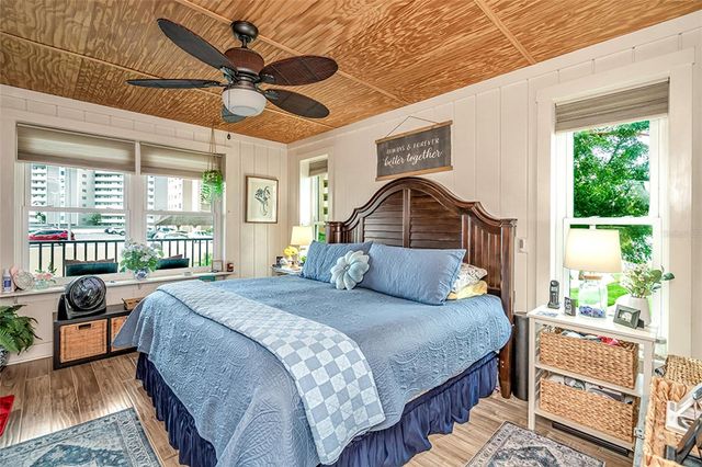5220 BRITTANY DRIVE S 201, St Petersburg, FL 33715
