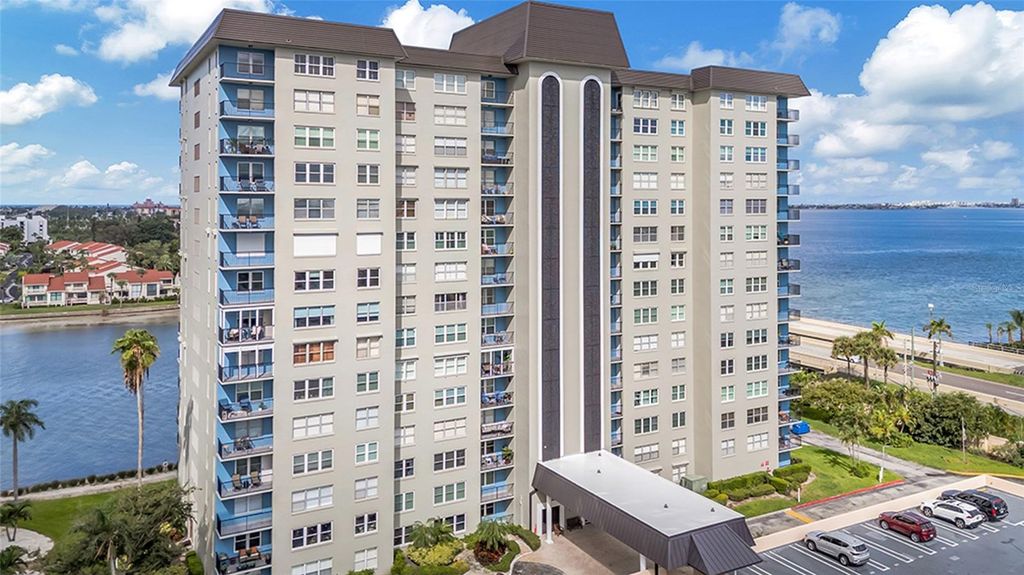 5220 BRITTANY DRIVE S 201, St Petersburg, FL 33715