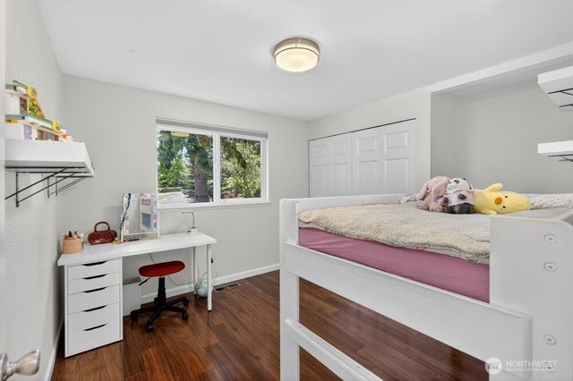 24306 87th Place W, Edmonds, WA 98026