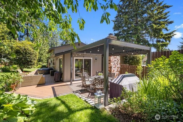 24306 87th Place W, Edmonds, WA 98026